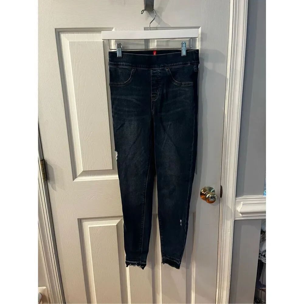 Spanx Skinny Raw Hem Pull On Jeans sz S EUC